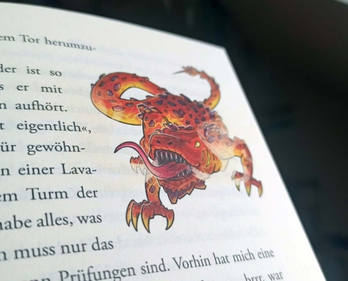 Seite aus Zauberakademie Siebenstein: Ein Salamander illustriert von Phillip Ach